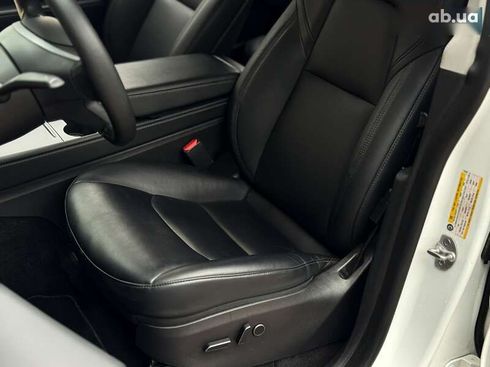 Tesla Model Y 2022 - фото 13