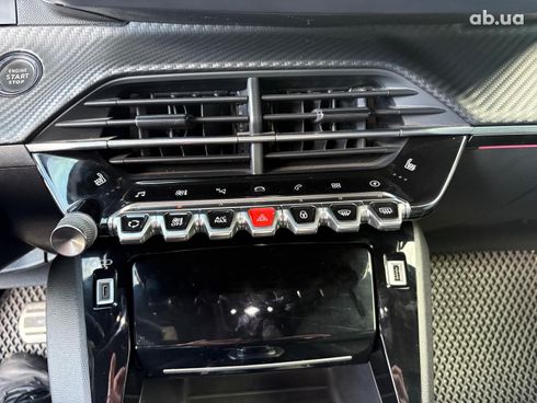 Peugeot e-2008 2021 черный - фото 25