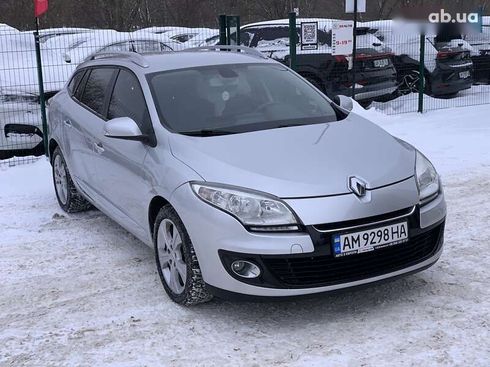 Renault Megane 2012 - фото 10