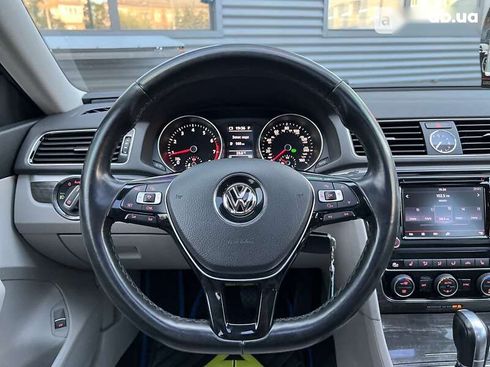 Volkswagen Passat 2016 - фото 28