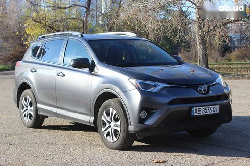 Toyota RAV4 2016 - фото 5
