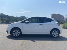 Продажа б/у Peugeot 208 в Киеве - купить на Автобазаре
