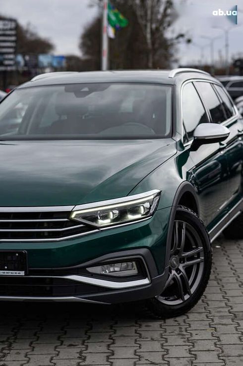 Volkswagen passat alltrack 2020 - фото 3