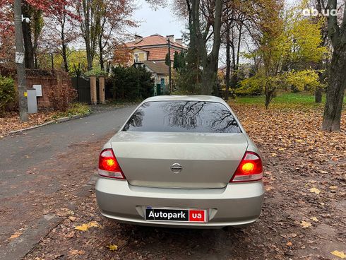 Nissan Almera 2006 бежевый - фото 6