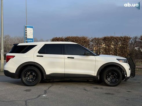 Ford Explorer 2020 - фото 6