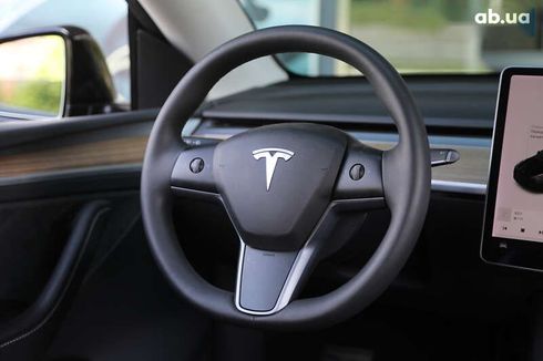 Tesla Model Y 2021 - фото 13