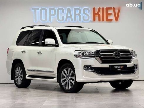 Toyota Land Cruiser 2019 - фото 7