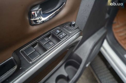 Nissan Titan 2019 - фото 27