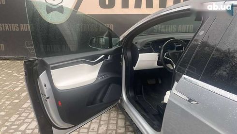 Tesla Model X 2017 - фото 8