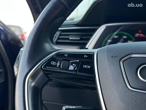 Audi E-Tron 2020 синий - фото 26