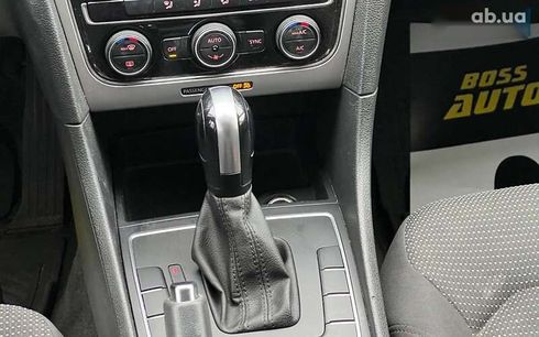 Volkswagen Passat 2015 - фото 13