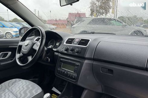 Skoda Fabia 2009 - фото 24