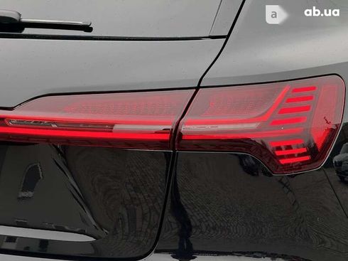 Audi e-tron S 2021 - фото 26