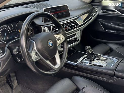 BMW 7 серия 2016 - фото 10