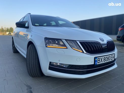 Skoda Octavia 2017 белый - фото 6