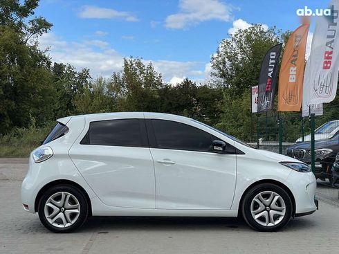 Renault Zoe 2019 - фото 22