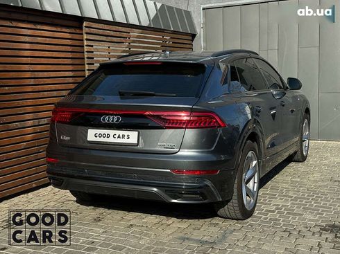 Audi Q8 2018 - фото 6