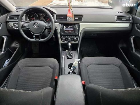 Volkswagen Passat 2017 - фото 20