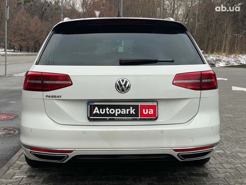 Volkswagen passat b8 2018 белый - фото 10