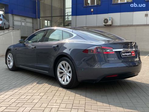 Tesla Model S 2017 серый - фото 7