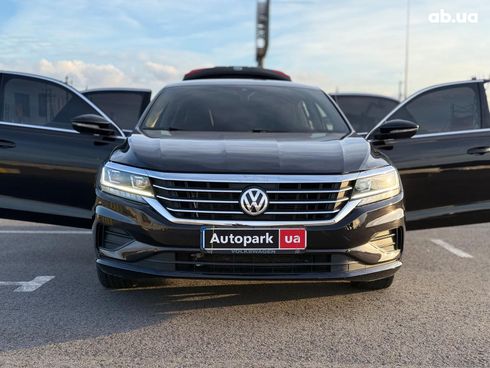 Volkswagen Passat 2019 черный - фото 25