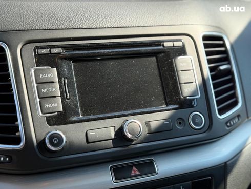 Volkswagen Sharan 2014 черный - фото 30