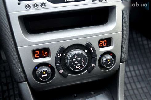 Peugeot 308 2012 - фото 29