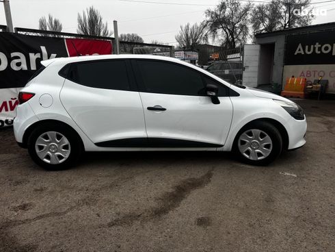 Renault Clio 2014 белый - фото 8