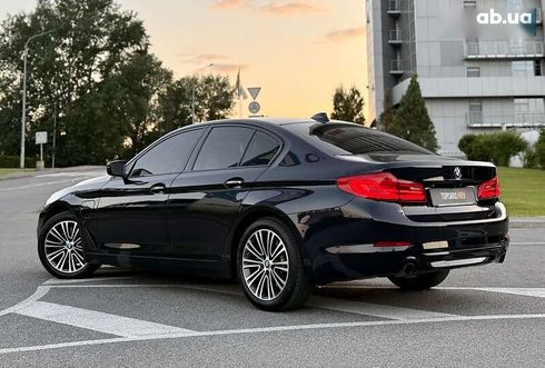 BMW 5 серия 2017 - фото 9