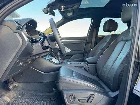 Audi Q3 2019 - фото 12