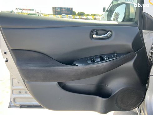Nissan Leaf 2013 серый - фото 46