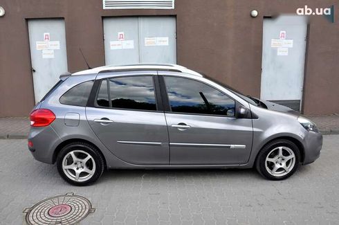 Renault Clio 2011 - фото 12