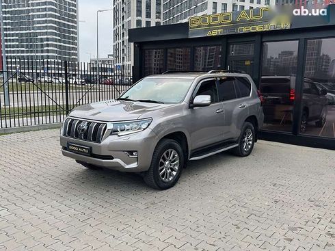 Toyota Land Cruiser Prado 2018 - фото 4