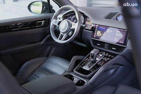 Porsche Cayenne 2019 - фото 15