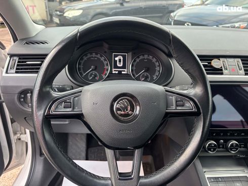 Skoda octavia a7 2018 белый - фото 24