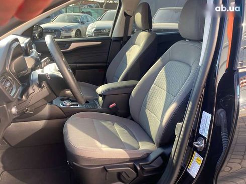 Ford Escape 2021 - фото 19