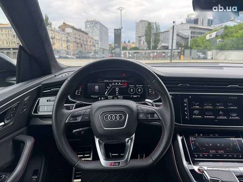 Audi RS Q8 2020 - фото 20