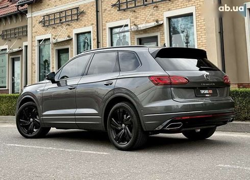 Volkswagen Touareg 2023 - фото 13