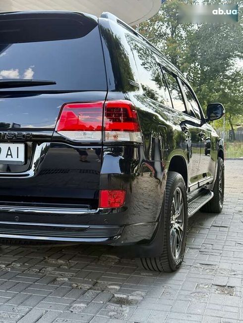 Toyota Land Cruiser 2020 - фото 17