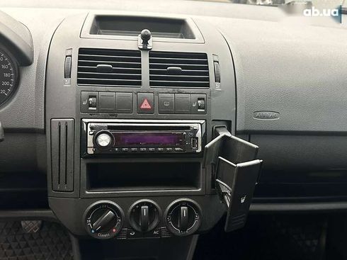 Volkswagen Polo 2007 - фото 24