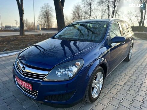 Opel Astra 2010 - фото 2