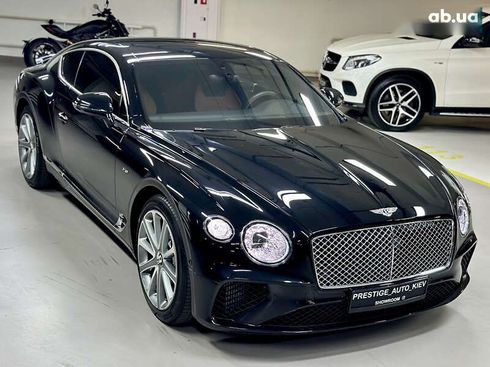 Bentley Continental GT 2020 - фото 13