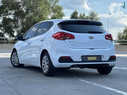 Kia Cee'd 2013 - фото 21