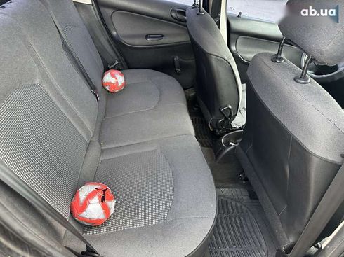 Peugeot 206 2007 - фото 17