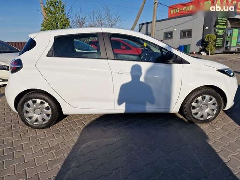 Renault Zoe 2020 - фото 7