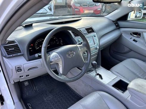 Toyota Camry 2008 - фото 14