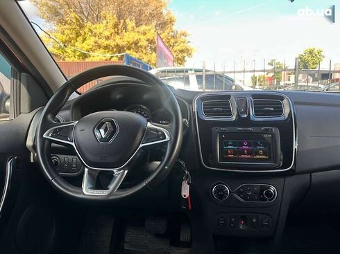 Renault Sandero 2019 - фото 14
