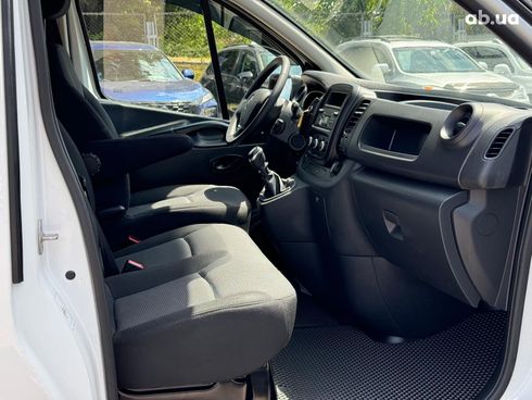 Renault Trafic 2020 белый - фото 24