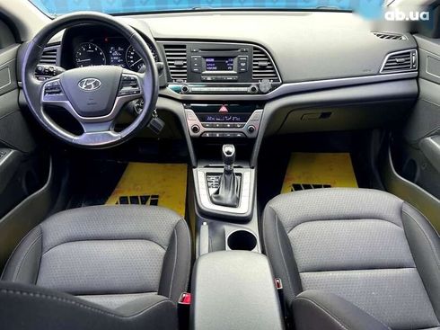 Hyundai Elantra 2018 - фото 24