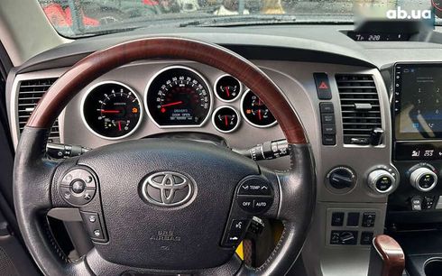 Toyota Sequoia 2013 - фото 10